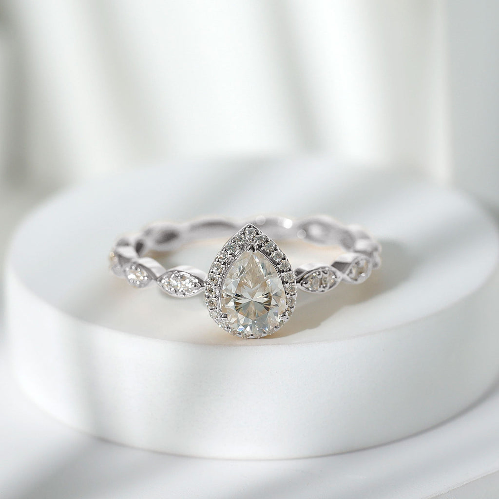 Lab Grown Diamond Teardrop Engagement Ring with Scalloped Shank