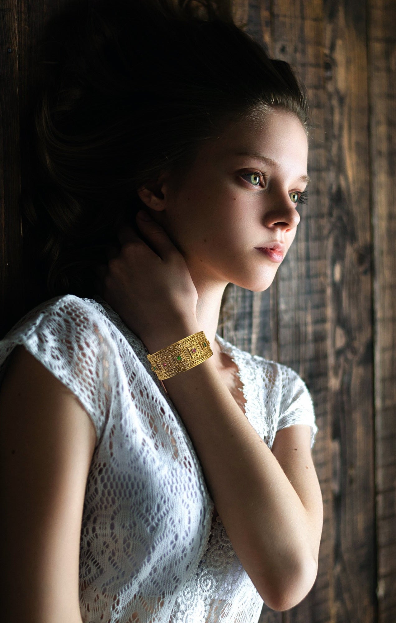 The Elegance of Indian Gold-Plated Bangles: Tradition Meets Modernity