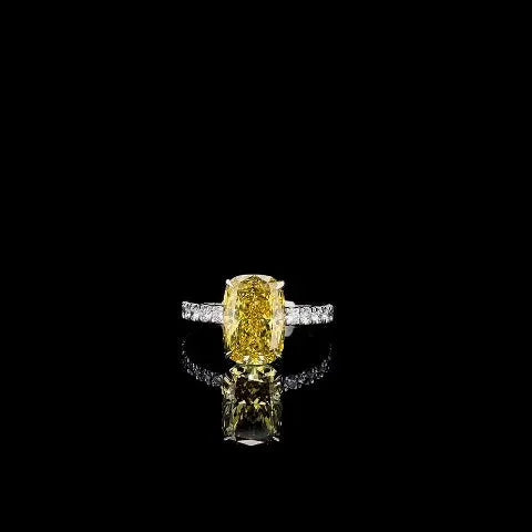 Women's 4.59ct Fancy Vivid Yellow Cushion Diamond Ring | 10K Gold |